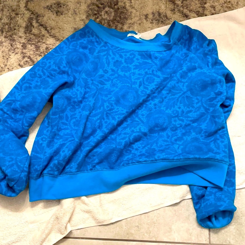 Aeropostale teal sweater